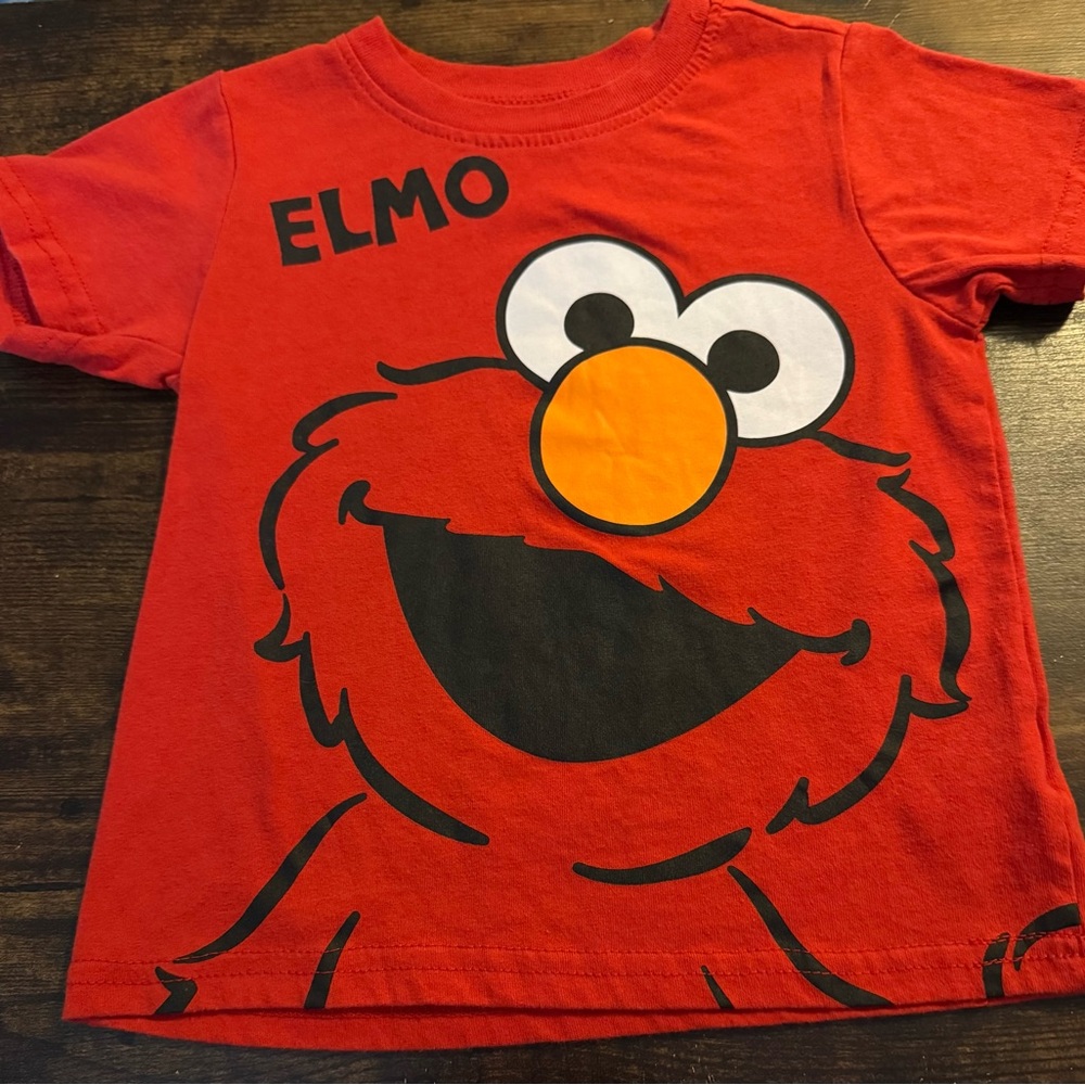 Sesame Street Red Elmo Graphic Tee